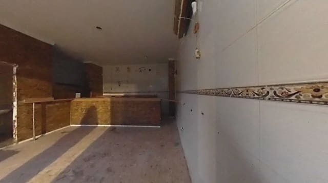 Gewerbe zu verkaufen in La Atunara - Periáñez, La Línea de la Concepción - 32.000 € (Ref: 9999241)