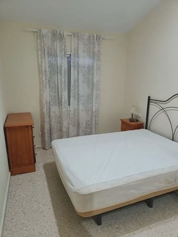 3 quarto Casa em Banda para venda em Algeciras com garagem - 176 000 € (Ref: 9999243)