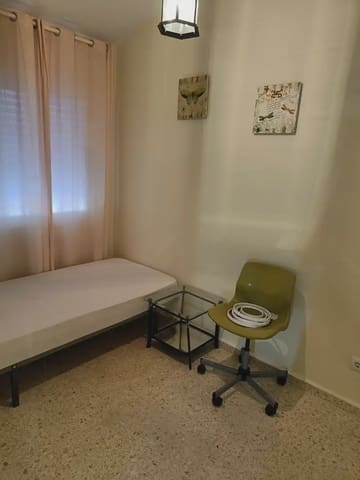 3 quarto Casa em Banda para venda em Algeciras com garagem - 176 000 € (Ref: 9999243)