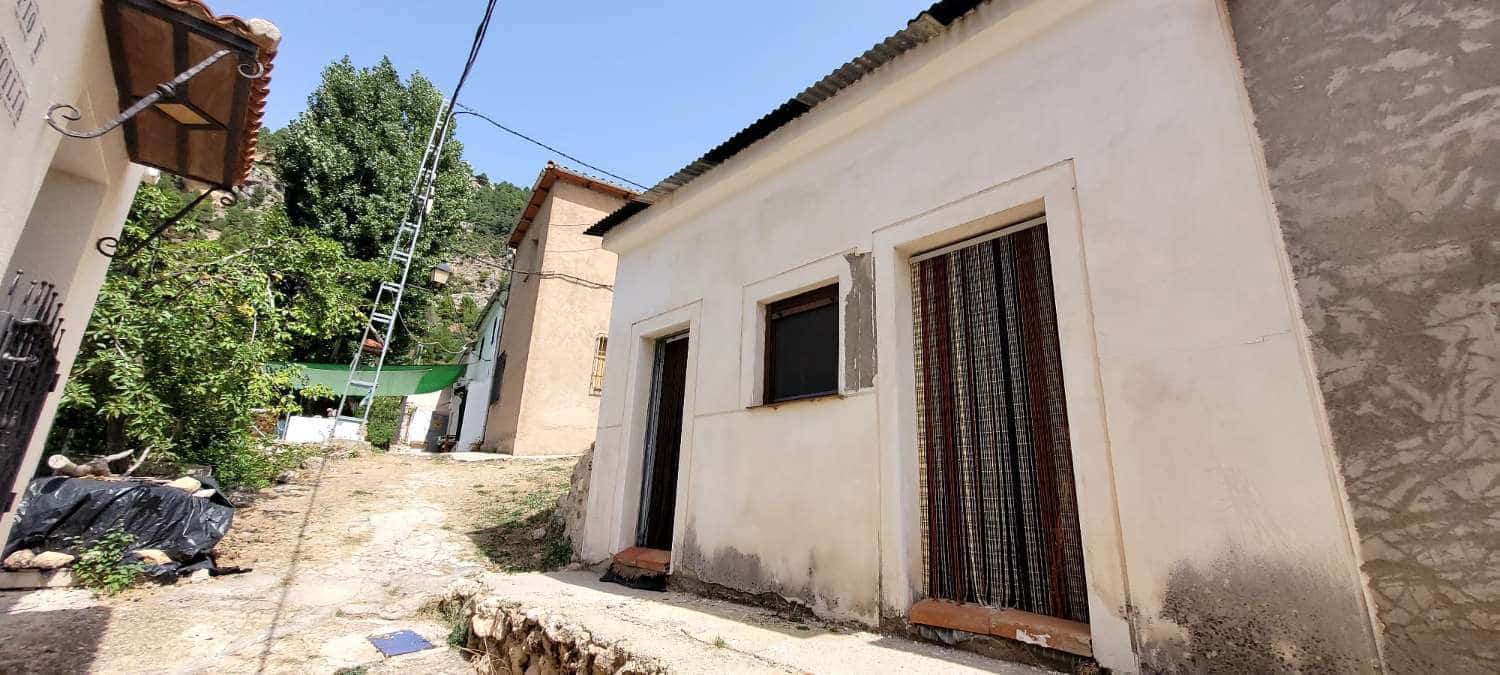 1 soverom Rekkehus til salgs i Segura de la Sierra - € 59 000 (Ref: 10085691)