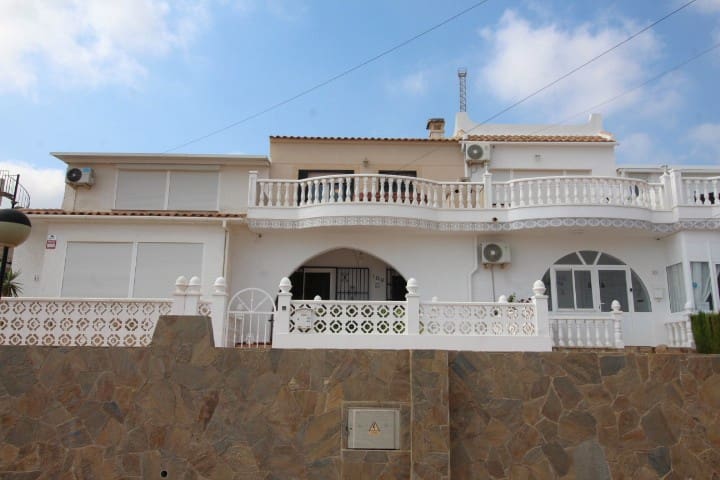 Piso de 3 habitaciones en San Miguel de Salinas en venta - 189.000 € (Ref: 10085693)