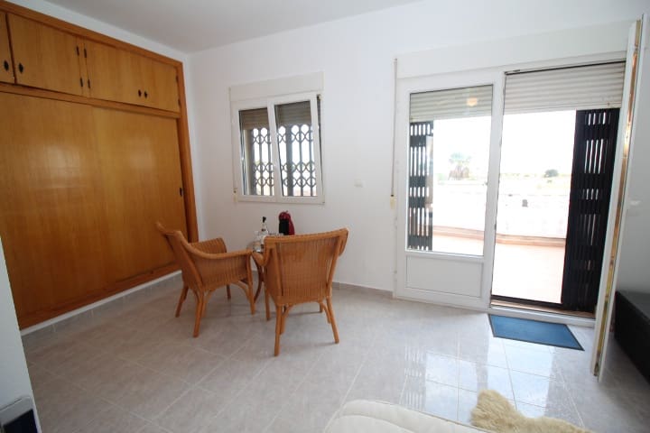 Piso de 3 habitaciones en San Miguel de Salinas en venta - 189.000 € (Ref: 10085693)