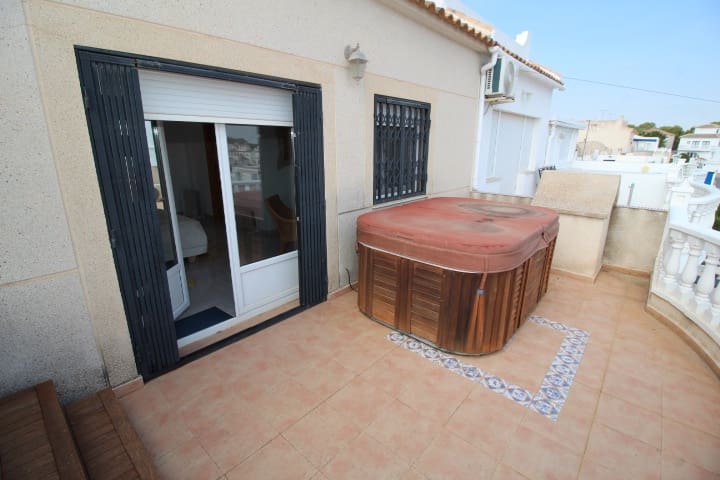 Piso de 3 habitaciones en San Miguel de Salinas en venta - 189.000 € (Ref: 10085693)