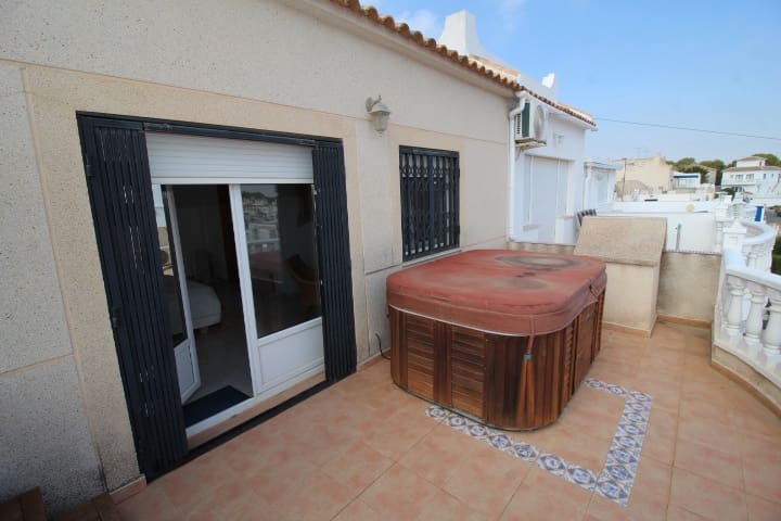 Piso de 3 habitaciones en San Miguel de Salinas en venta - 189.000 € (Ref: 10085693)