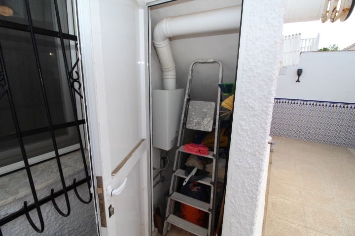 Piso de 3 habitaciones en San Miguel de Salinas en venta - 189.000 € (Ref: 10085693)