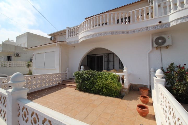Piso de 3 habitaciones en San Miguel de Salinas en venta - 189.000 € (Ref: 10085693)