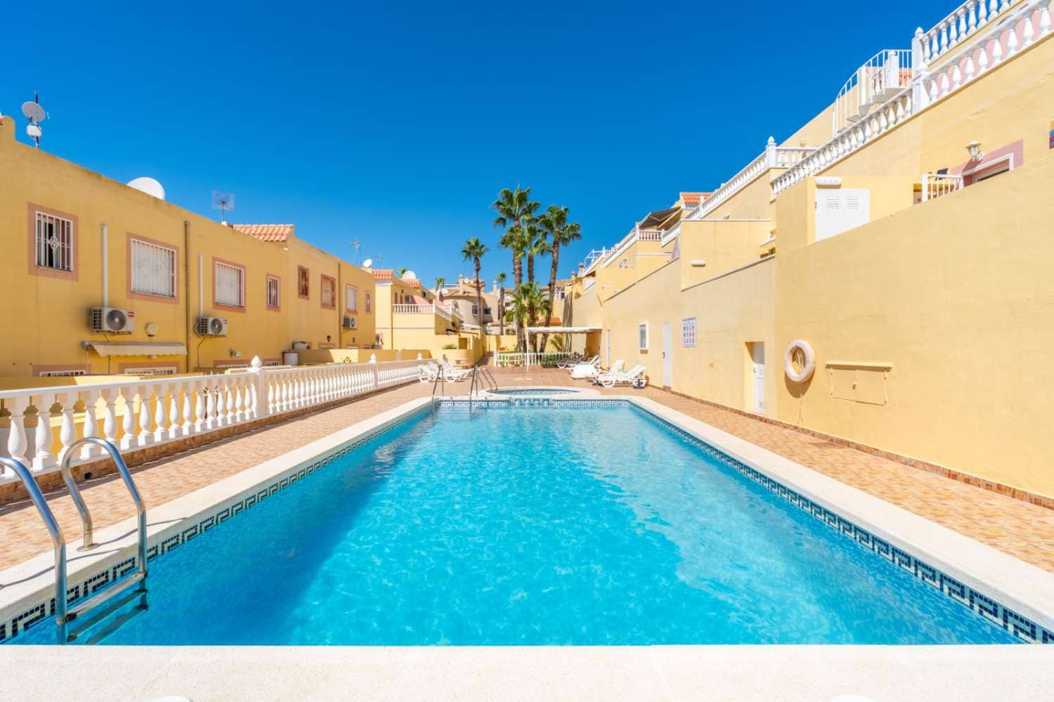 2 bedroom Bungalow for sale in Orihuela Costa with pool - € 229,800 (Ref: 10108879)