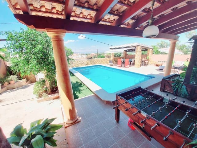 4 bedroom Villa for sale in Desamparados - Hurchillo - Torremendo, Orihuela with pool garage - € 495,000 (Ref: 10145759)