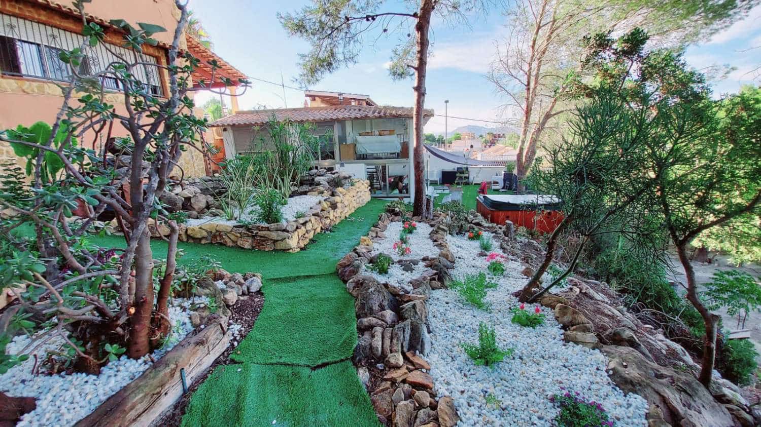 4 bedroom Villa for sale in Orihuela with pool garage - € 495,000 (Ref: 10145759)
