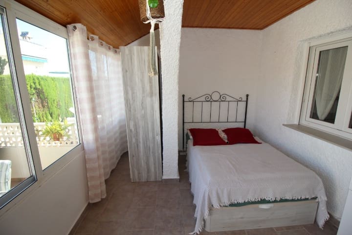 1 soveværelse Bungalow til salg i Orihuela Costa - € 129.000 (Ref: 10145760)