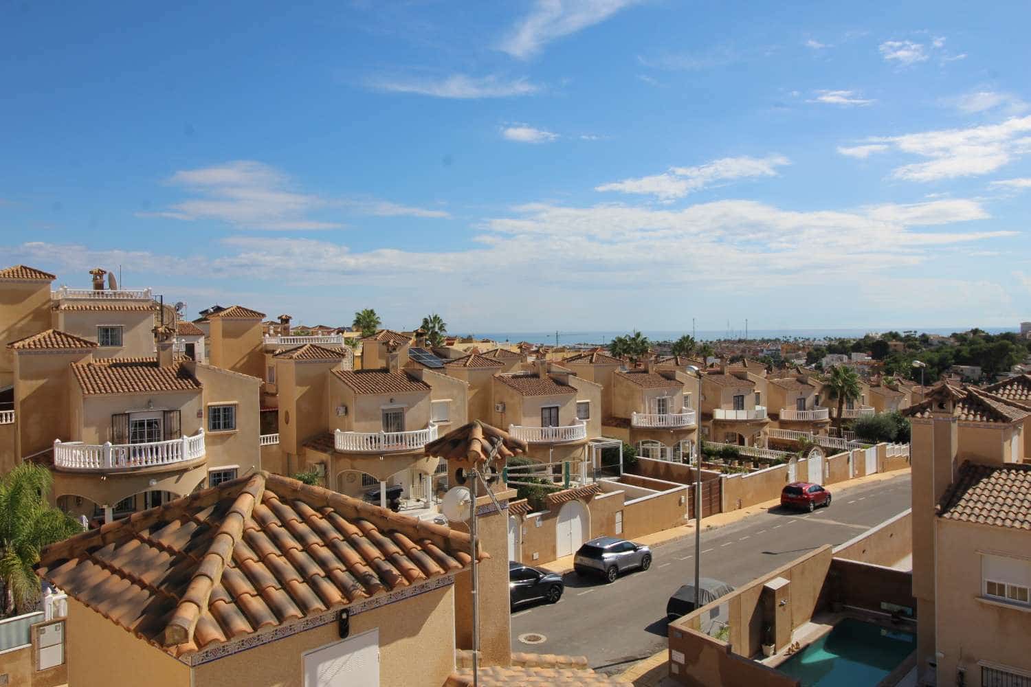 2 camera da letto Villetta a Schiera in vendita in Orihuela Costa con piscina garage - 229.000 € (Rif: 10168192)