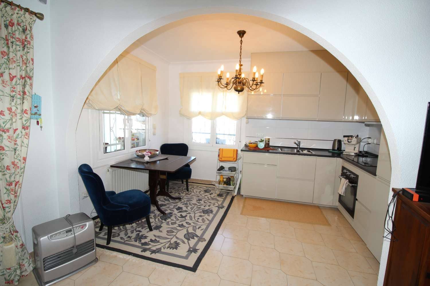 Chalet de 3 habitaciones en San Miguel de Salinas en venta con piscina garaje - 349.000 € (Ref: 10173206)
