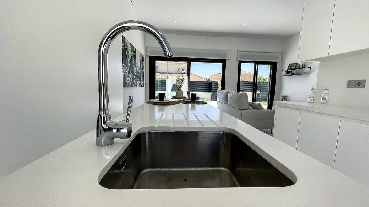 3 bedroom Villa for sale in Pilar de la Horadada - € 422,500 (Ref: 7990477)