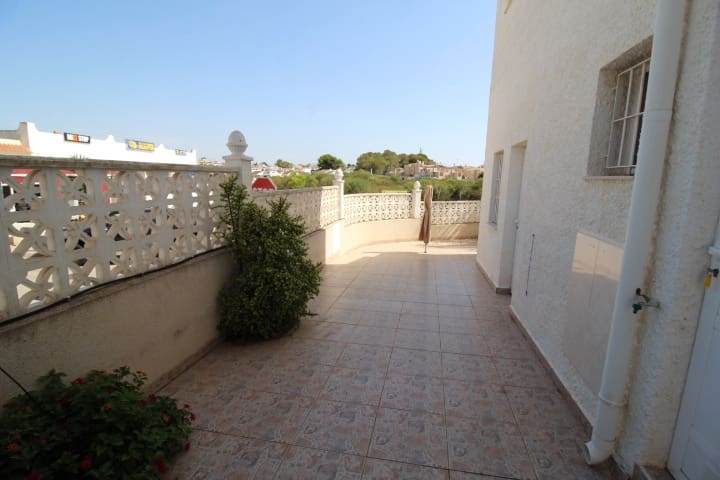 4 sovrum Villa till salu i Orihuela Costa med pool - 349 000 € (Ref: 8421078)