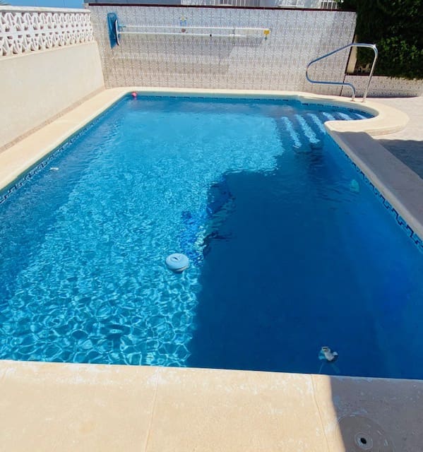 4 sovrum Villa till salu i Orihuela Costa med pool - 349 000 € (Ref: 8421078)