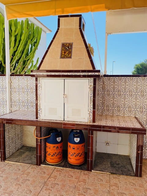 4 sovrum Villa till salu i Orihuela Costa med pool - 349 000 € (Ref: 8421078)