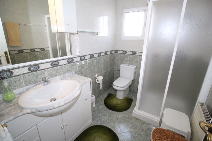 4 sovrum Villa till salu i Orihuela Costa med pool - 349 000 € (Ref: 8421078)