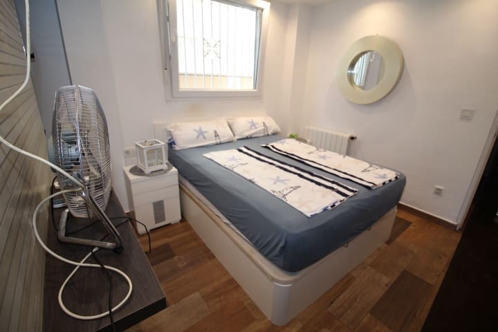 Chalet de 3 habitaciones en Orihuela Costa en venta con piscina - 265.000 € (Ref: 8499958)