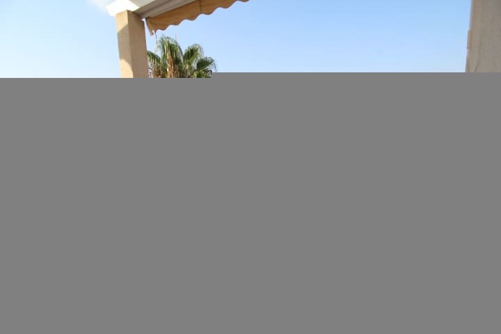 Chalet de 3 habitaciones en Orihuela Costa en venta con piscina - 265.000 € (Ref: 8499958)