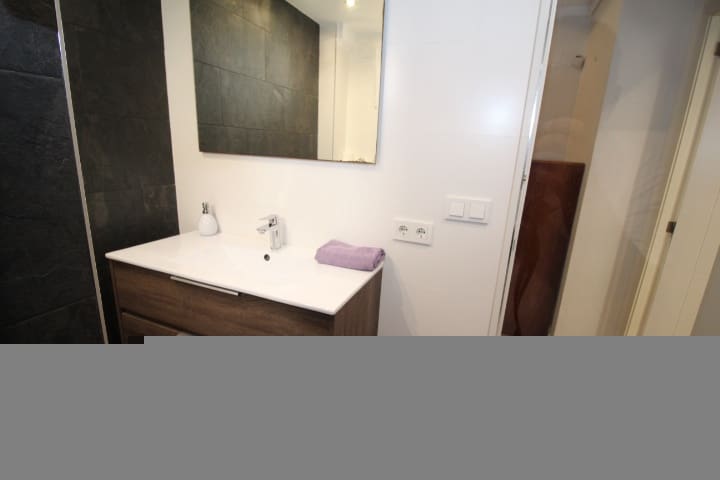 Chalet de 3 habitaciones en Orihuela Costa en venta con piscina - 265.000 € (Ref: 8499958)