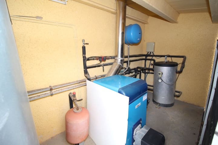 Chalet de 3 habitaciones en San Miguel de Salinas en venta con piscina - 460.000 € (Ref: 8541888)