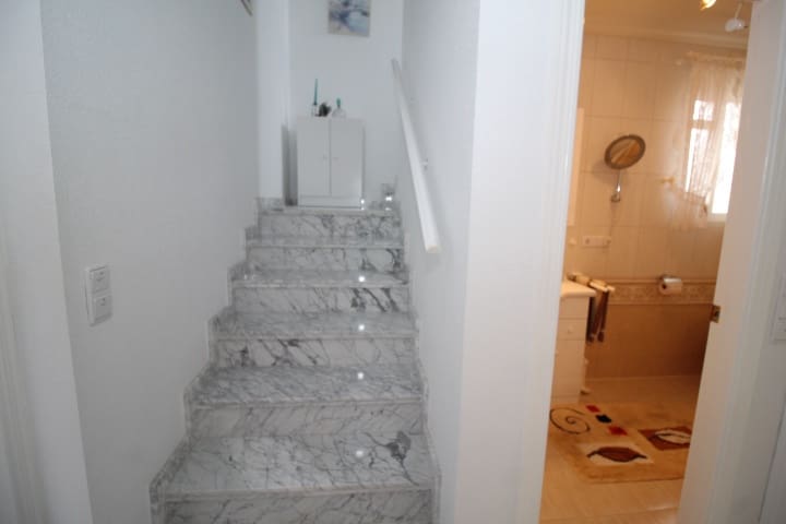 Chalet de 3 habitaciones en San Miguel de Salinas en venta con piscina - 460.000 € (Ref: 8541888)