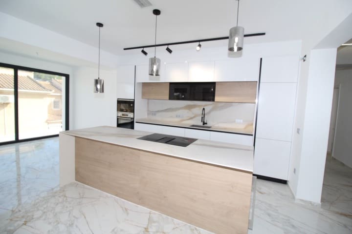 4 bedroom Villa for sale in Torrevieja with pool - € 995,000 (Ref: 8603413)