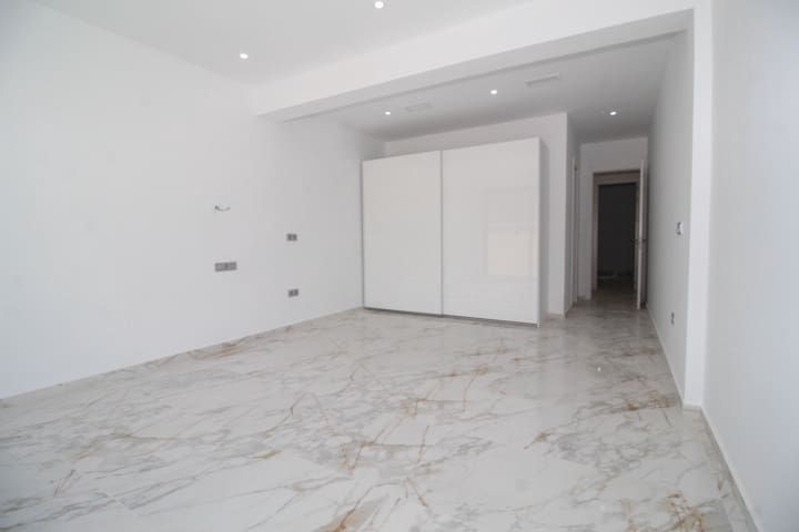 4 bedroom Villa for sale in Torrevieja with pool - € 995,000 (Ref: 8603413)