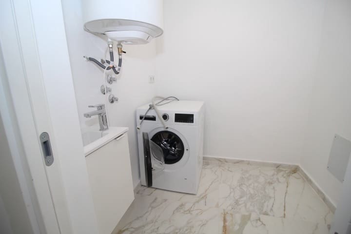 4 bedroom Villa for sale in Torrevieja with pool - € 995,000 (Ref: 8603413)