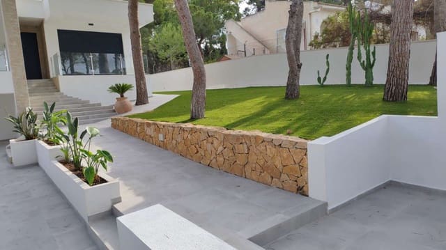 4 chambre Villa/Maison à vendre à Los Balcones - Los Altos, Torrevieja avec piscine - 995 000 € (Ref: 8603413)