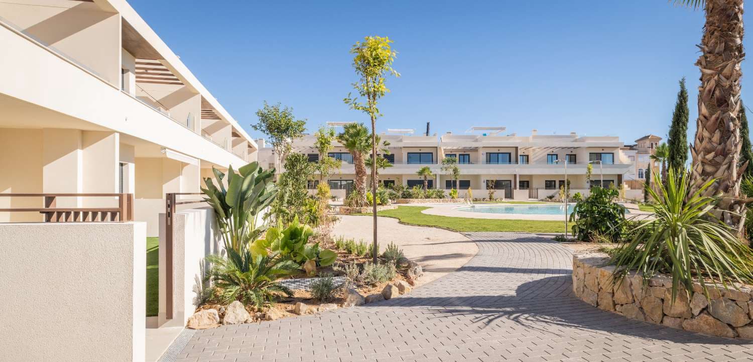 2 camera da letto Appartamento sulla Spiaggia in vendita in Torrevieja con piscina garage - 360.000 € (Rif: 8612290)