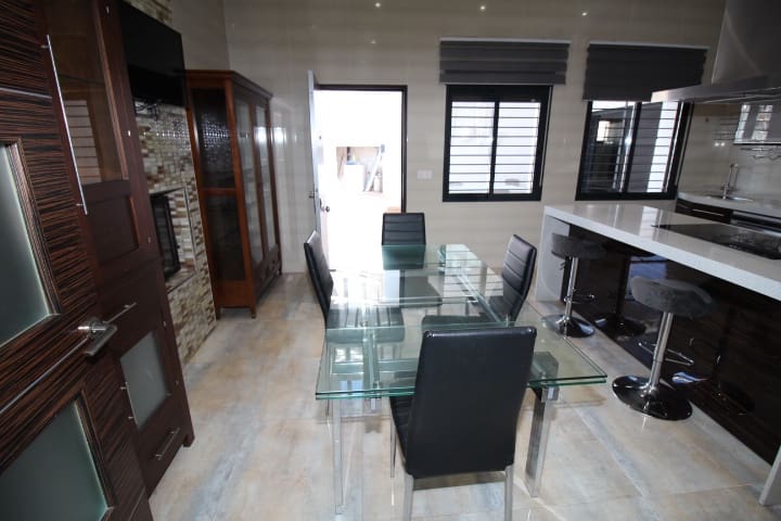 4 bedroom Villa for sale in Torre de la Horadada with pool - € 597,000 (Ref: 8817296)