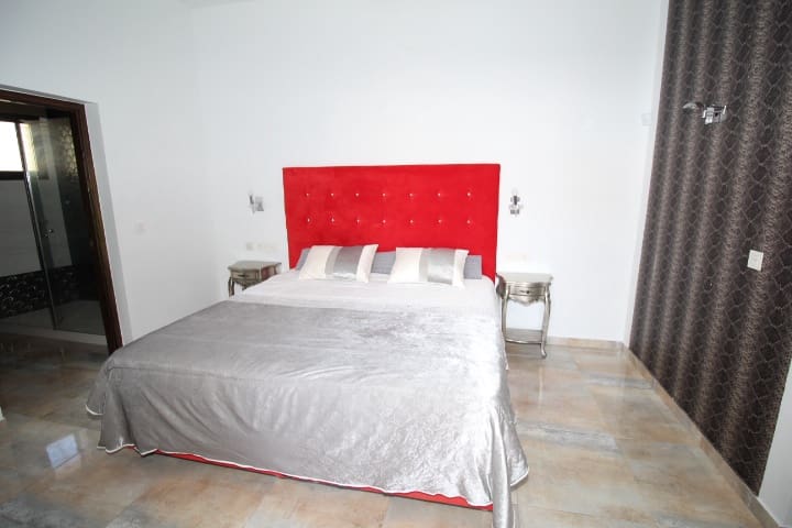 4 bedroom Villa for sale in Torre de la Horadada with pool - € 597,000 (Ref: 8817296)