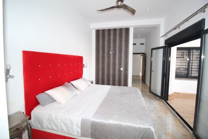 4 bedroom Villa for sale in Torre de la Horadada with pool - € 597,000 (Ref: 8817296)