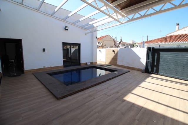 4 bedroom Villa for sale in Torre de la Horadada, Pilar de la Horadada with pool - € 597,000 (Ref: 8817296)