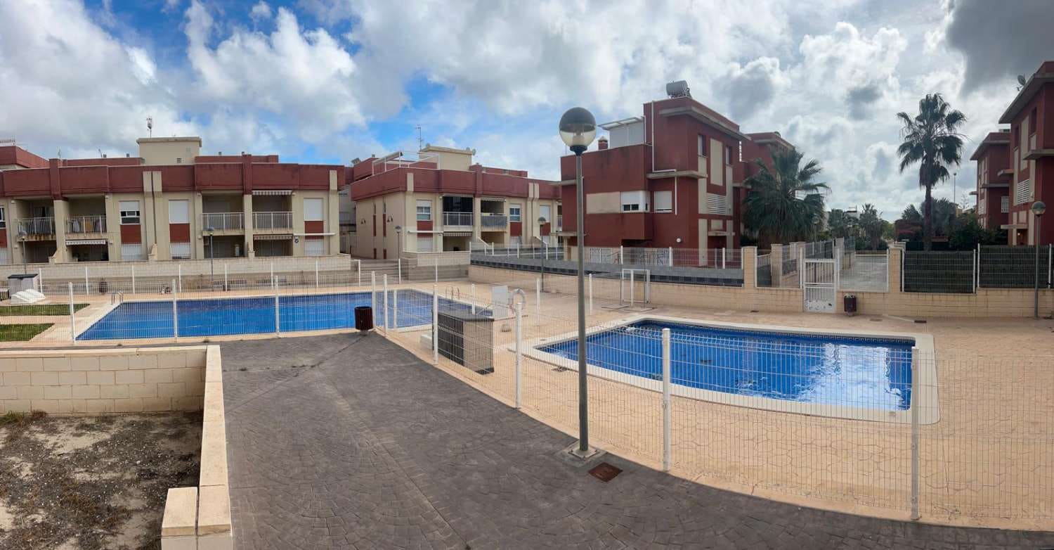 2 bedroom Beach Apartment for sale in Orihuela Costa with pool - € 187,500 (Ref: 8848906)