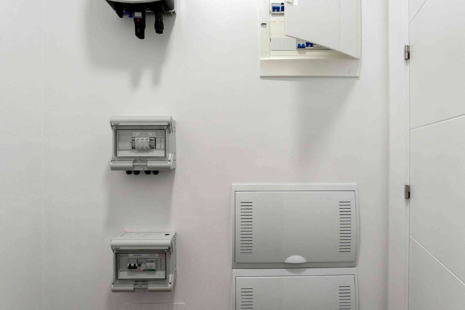 3 soverom Kjedet enebolig til salgs i Los Montesinos med svømmebasseng garasje - € 337 500 (Ref: 8885791)