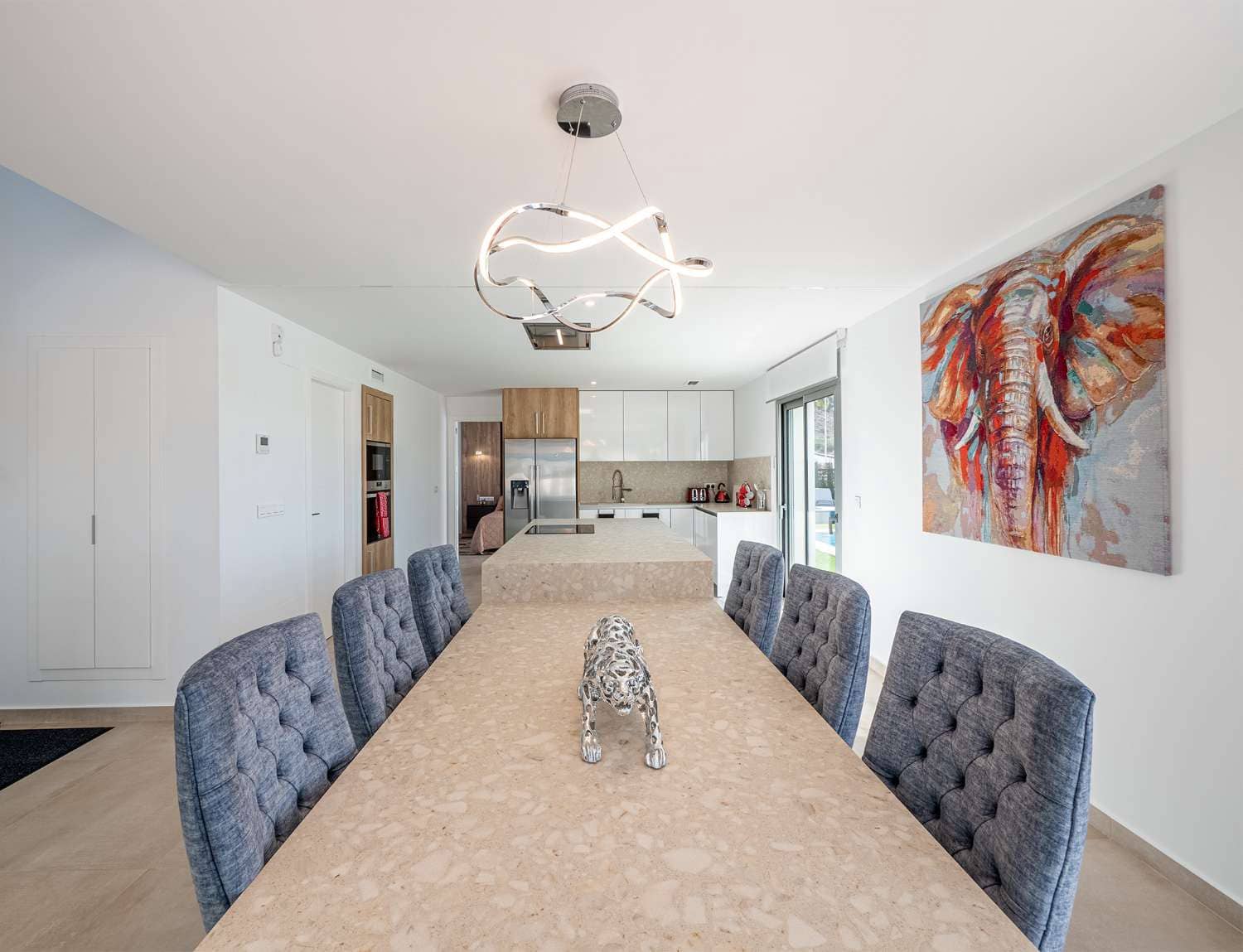 4 bedroom Villa for sale in Algorfa with pool - € 729,000 (Ref: 8887540)