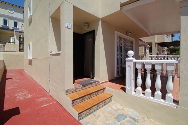 3 quarto Moradia para venda em Orihuela Costa com piscina - 345 000 € (Ref: 9022953)