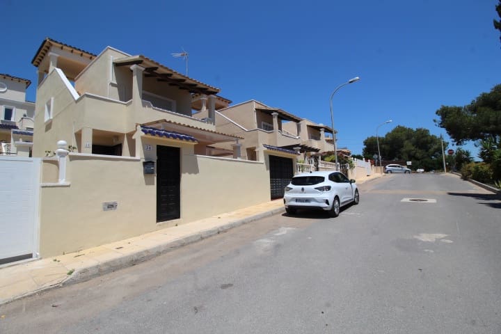 3 quarto Moradia para venda em Orihuela Costa com piscina - 345 000 € (Ref: 9022953)