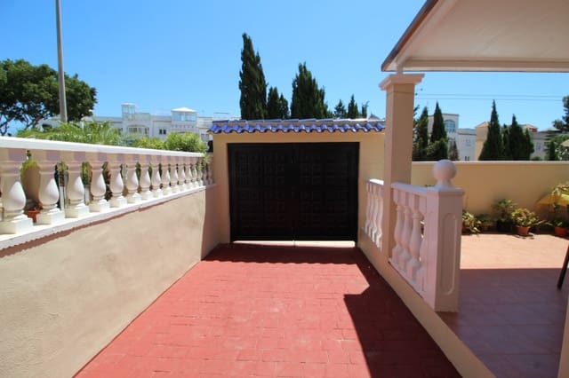 3 quarto Moradia para venda em Villamartín - Las Filipinas, Orihuela com piscina - 345 000 € (Ref: 9022953)