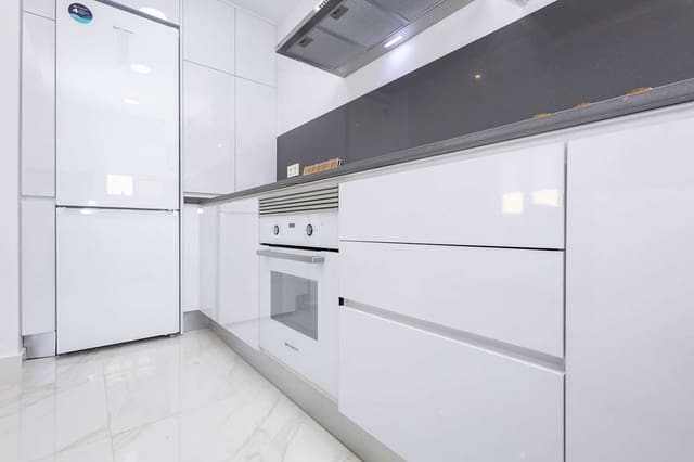 2 Zimmer Wohnung zu verkaufen in Jacarilla - 149.000 € (Ref: 9024467)