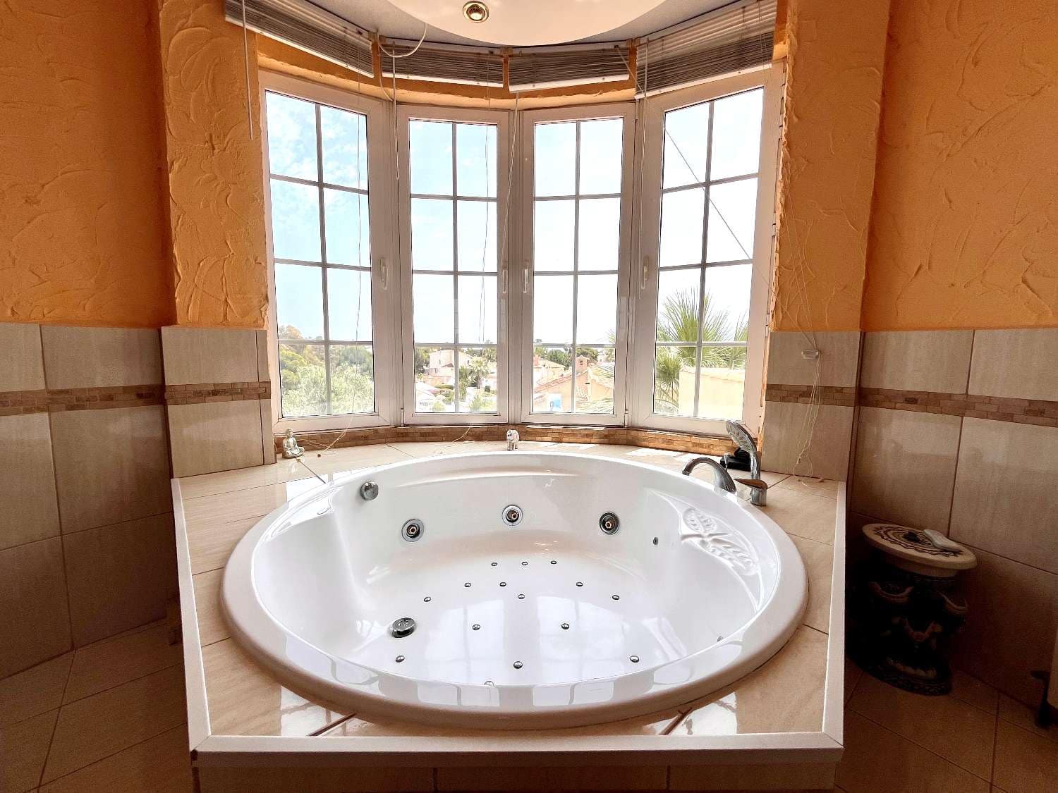 5 bedroom Villa for sale in Orihuela Costa with pool - € 795,000 (Ref: 9036406)