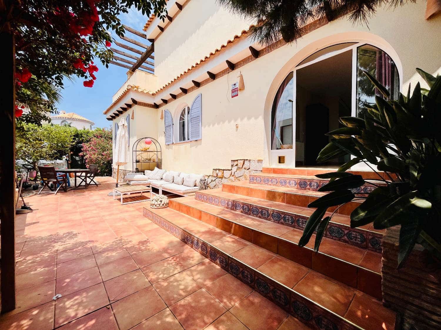 5 bedroom Villa for sale in Orihuela Costa with pool - € 795,000 (Ref: 9036406)