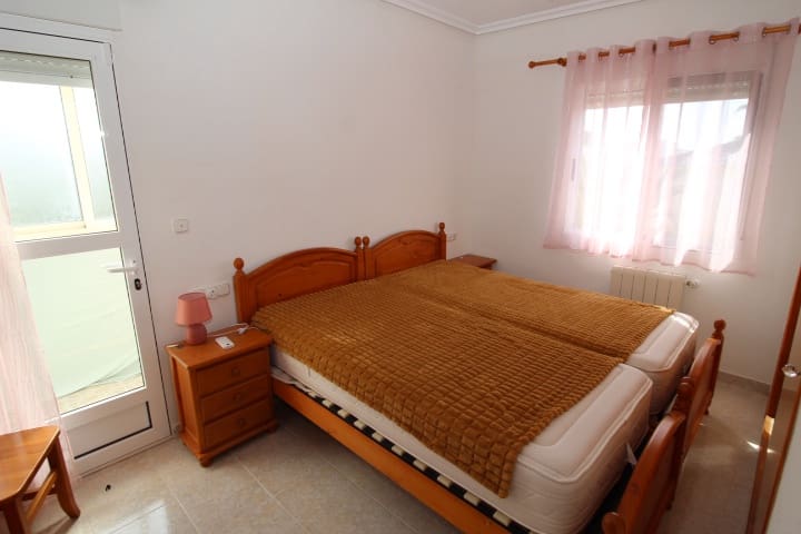 4 chambre Villa/Maison à vendre à San Miguel de Salinas - 285 000 € (Ref: 9042016)