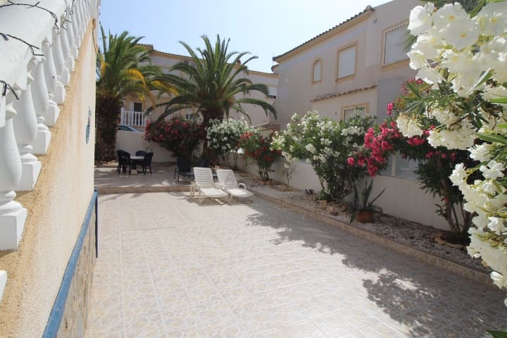4 chambre Villa/Maison à vendre à San Miguel de Salinas - 285 000 € (Ref: 9042016)