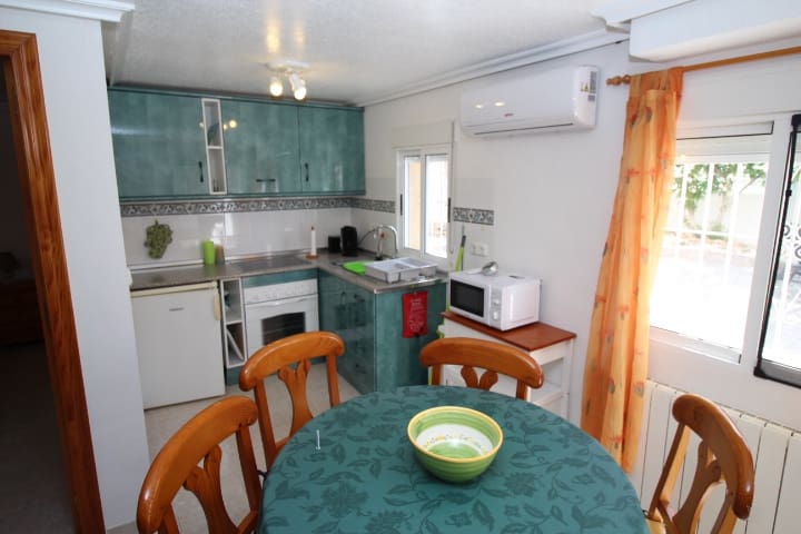 4 chambre Villa/Maison à vendre à San Miguel de Salinas - 285 000 € (Ref: 9042016)