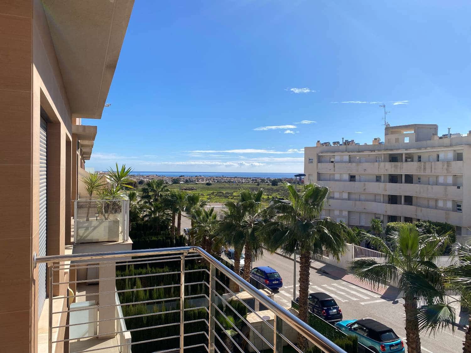 3 bedroom Beach Apartment for sale in Orihuela Costa with pool - € 299,950 (Ref: 9088519)