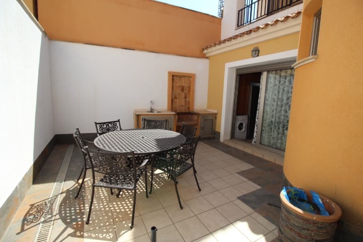 3 soveværelse Rækkehus til salg i Algorfa med swimmingpool - € 446.000 (Ref: 9129498)