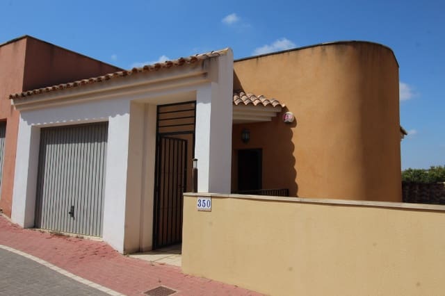 3 quarto Moradia em Banda para venda em Algorfa com piscina - 446 000 € (Ref: 9129498)